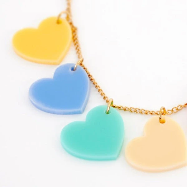 Meri Meri Rainbow Hearts Necklace 4 Meri Meri Rainbow Hearts Necklace