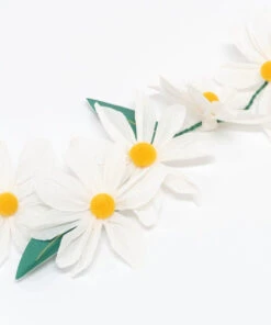 Meri Meri Daisy Garland