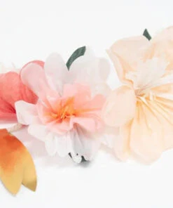 Meri Meri Rose Blossom Garland