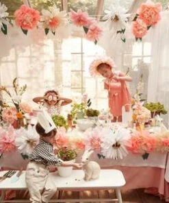 Meri Meri Giant Paper Flower Garland