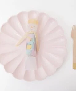 Meri Meri Set of 6 Rainbow Snowmen Small Confetti Crackers