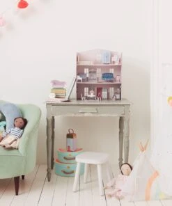 Meri Meri Doll's House